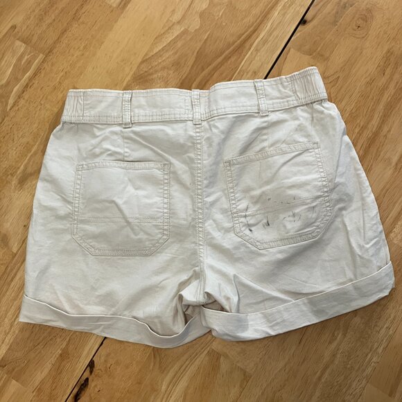 Tan Cargo Shorts Size 4 NWT - Picture 2 of 10